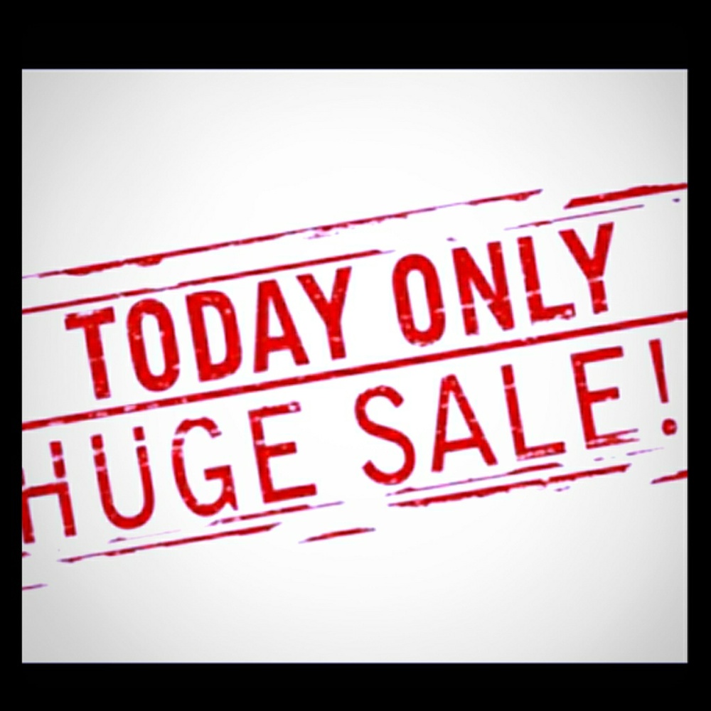 Today 2 for $10 all Leggings and Shorts!